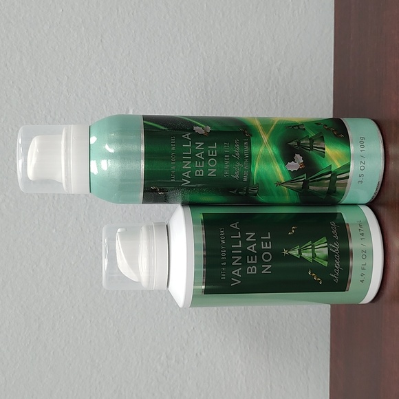 Bath & Body Works VANILLA BEAN NOEL Shapeable Soap & Shimmer Fizz Body Lotion - Picture 1 of 3